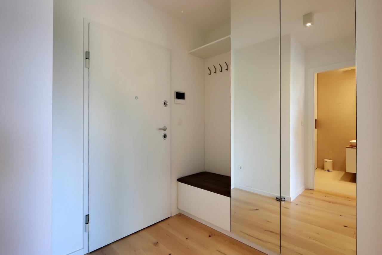 Modena Maris-Heated Pool-Grill-Relax-Jacuzzi Apartments Ičići المظهر الخارجي الصورة