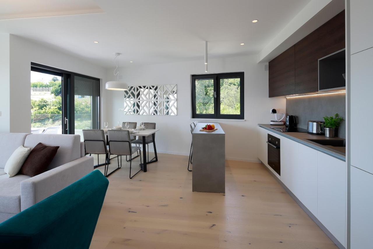 Modena Maris-Heated Pool-Grill-Relax-Jacuzzi Apartments Ičići المظهر الخارجي الصورة